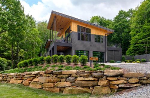 Balsam Grove House | The Overlook at Valley Bear Farms