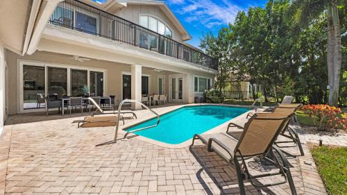 Palm River Estates House | The Palm River House