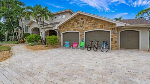 Palm River Estates House | The Palm River House