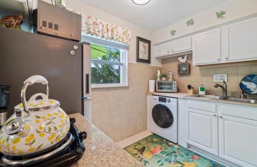 Orlando Apartment | The Paradise Bird Cottage