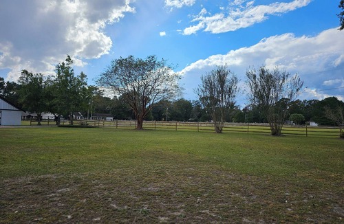 Socastee House | The Ranch: A Spacious 5-Bedroom Home with Pool in Quiet Neighborhood