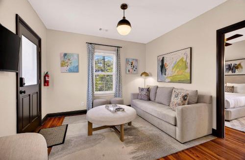 Savannah Victorian District Apartment | The Squares of Savannah: Madison by Lucky Savannah