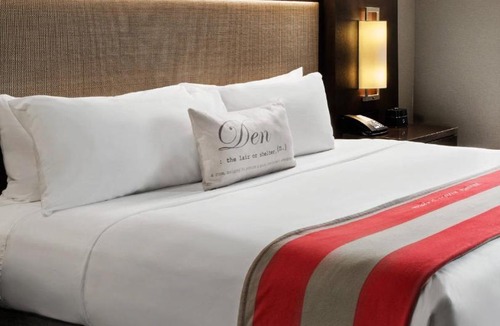 Southwest Raleigh Hotel | The StateView Hotel, Autograph Collection