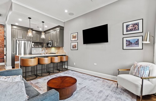 Florence Apartment | The Urban Flats
