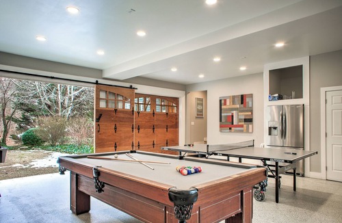 Fairview House | Three Timbers | 3 Luxury Timber Homes + Exclusive Pool Access Near Asheville