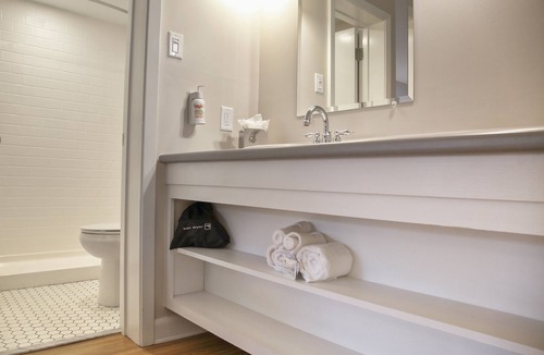 Yamacraw Village Hotel | Thunderbird Inn
