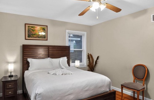 Thunderbolt House | Thunderbolt Coastal Cottage
