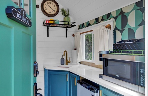 Summerville Historic District Cottage | Tiny Garden Dollhouse