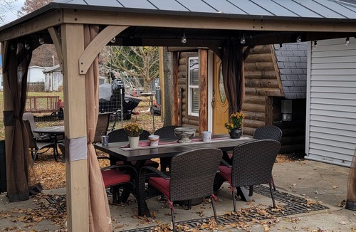 Tiptonville Cabin | Tiny house on the lake with tv free internet walk shower