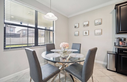 Riverview House | Top 1% Rated Tampa Home/King/Theater/Game Rm/Pool/Close to attractions/beaches!