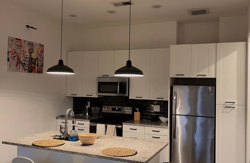 Castleberry Hill Apartment | Top Floor Downtown 1BR, Stadium View, 5 Min Walk to Stadium