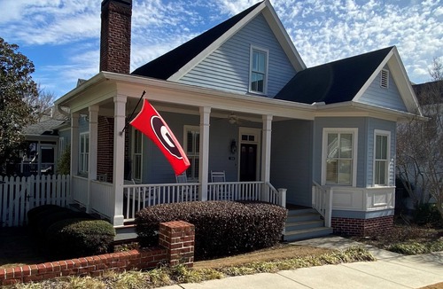Evans House | Tournament Rental: Charming 4BR Home in Evans - 8.8 miles to Augusta National GC