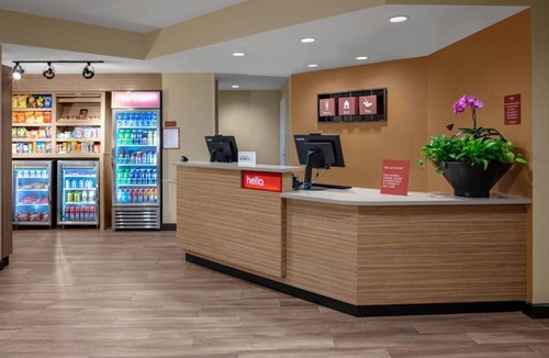 Gainesville Hotel | TownePlace Suites by Marriott Gainesville