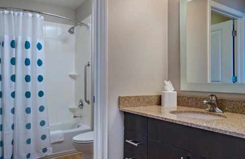 Terry Sanford Hotel | TownePlace Suites Fayetteville Cross Creek