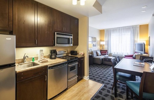Southpoint Hotel | TownePlace Suites Jacksonville Butler Boulevard