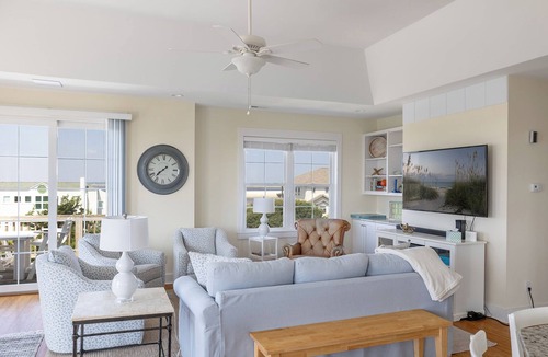The Point House | Traigh Point: Oceanview and Soundview, 4BR, 3.5BA, Elevator!