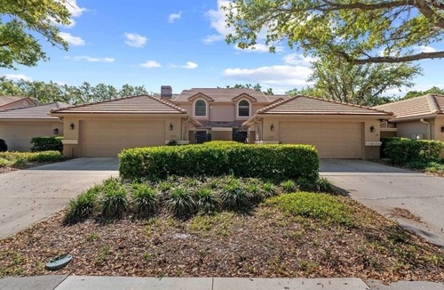 Hunters Green House | Tranquil 2 bedroom townhome with loft/additional bedroom in vibrant Tampa
