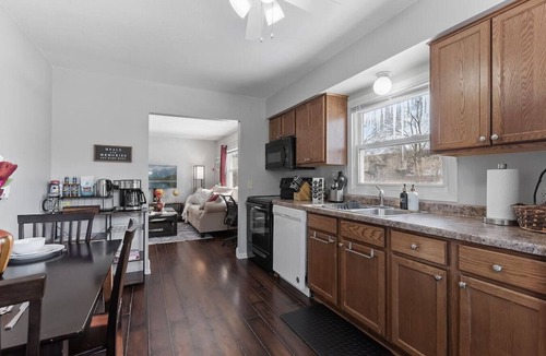 Spring Lake Park Apartment | Tranquil 2BR Apt NE Mpls - 8073 Apt 4