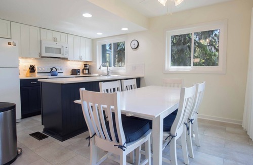 Ocean Ridge House | Tranquil cottage overlooking the golf course