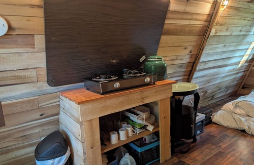 Athens - Sweetwater Cabin | Tranquil Glamping Cabin in Athens