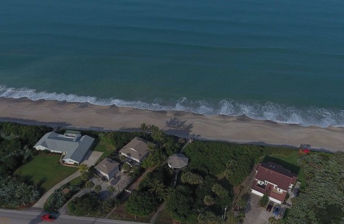 Melbourne Beach House | Tranquil Ocean Front Retreat