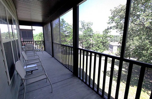 Branson West Hotel | Tranquility Place 3 Bedroom Villa by RedAwning