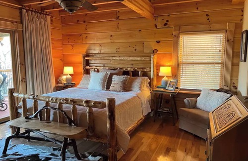 Brevard Cabin | Tree Music Lodgen