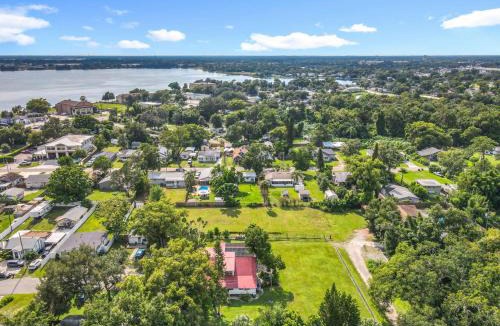 Northwest Orlando House | TreeTop Villa Minutes to Downtown and Winter Park