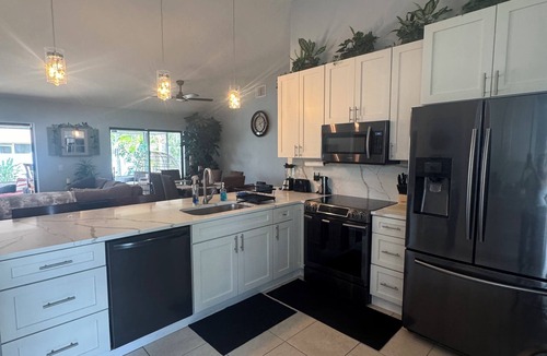Palm Bay House | Tropical Oasis, 3 Bedroom house with pool.