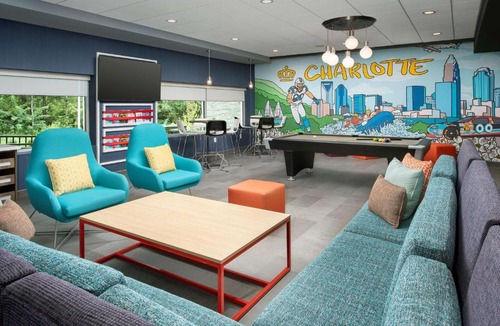 Charlotte Hotel | Tru By Hilton Charlotte Airport Lake Pointe