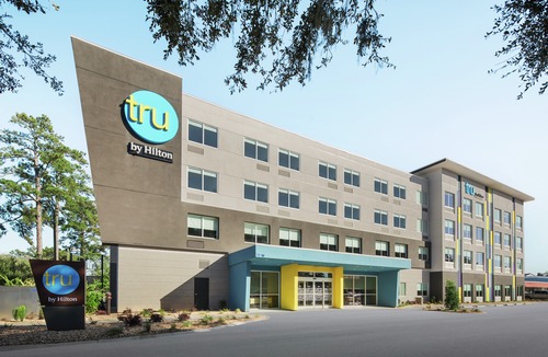 Savannah Hotel | Tru by Hilton Savannah Midtown GA