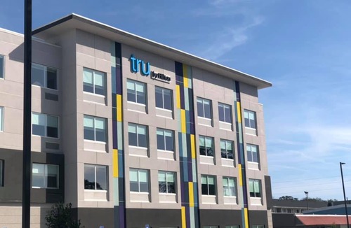 Savannah Hotel | Tru by Hilton Savannah Midtown GA