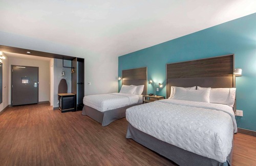 Westfall Park Hotel | Tru By Hilton Wilmington Wrightsville Beach
