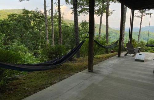 Tuckasegee House | Tuck'd Inn!