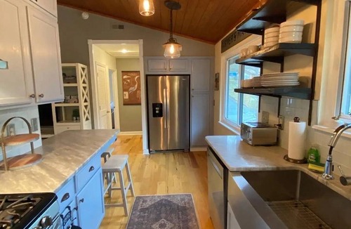 Sylva House | Tuckasegee River House