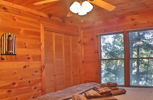 Martin House | Tugaloo Point Lake House.
