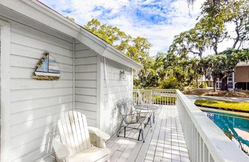 Oak Grove House | Turtle Pond