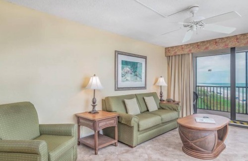 Hutchinson Island South Apartment | Turtle Reef Club - 2BR