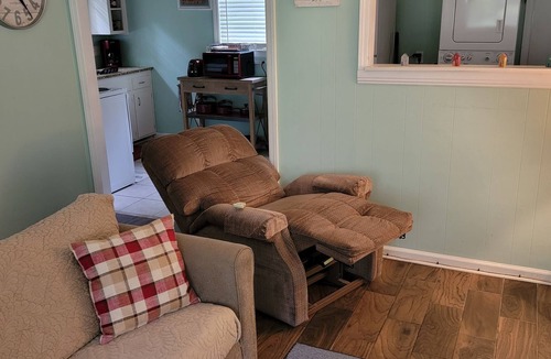 Rincon Cottage | Turtleback Farm Cottage ~ Secluded Getaway On 3 Beautiful Acres!