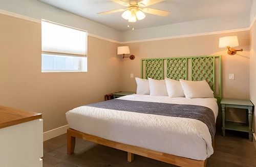 Captiva Hotel | Two-Bedroom Cottage | Parasailing & Jet Ski | Private Beach | Water Sports