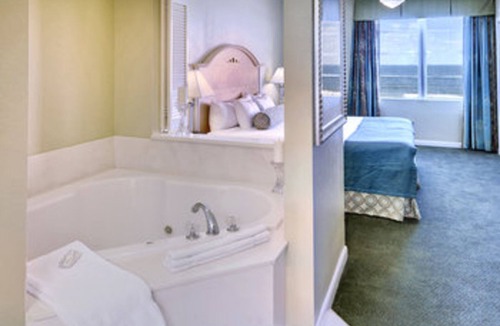 Daytona Beach Resort | Two Bedroom, Lock 0ff, Ocean Front, Luxury Condo, Daytona Beach, FL 2523297
