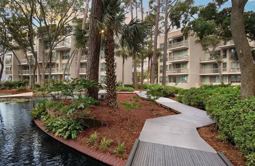 Oceanside Condo | Two-bedroom garden view condo at the Monarch in Sea Pines on Hilton Head Island
