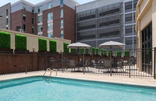 Yamacraw Village House | Two Relaxing Family Rooms Close to Savannah River Front | Pool + Free Breakfast