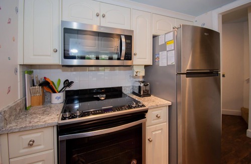 Saint Helena Island Condo | Two-Story Condo with Private Deck, WiFi, & Courtyard Pool Access