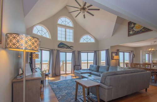 Saint Helena Island House | Two-Story Oceanfront Home w/ Gorgeous Coastline Views & Private Beach Access