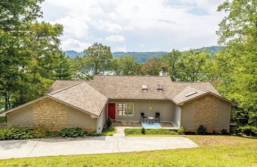 Big Creek House | Ultimate Norris: Newly listed gem! Private dock and year-round open water