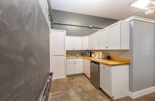 Bridgeton Condo | Unique 2 Bedroom Condo | Near New Bern Waterfront