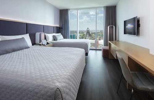 Florida Center Hotel | Universal's Aventura Hotel