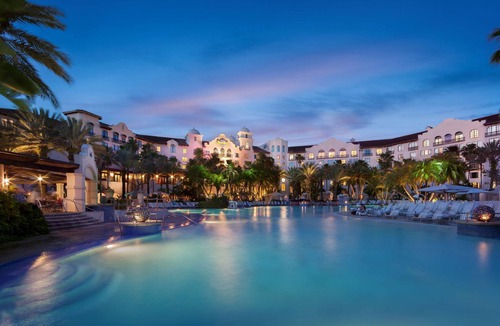 Florida Center Hotel | Universal's Hard Rock Hotel