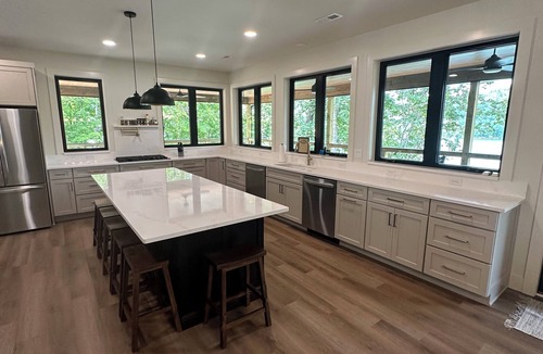 La Follette House | Unsalted Suites, Norris Lake, TN- NEWLY BUILT with Massive Decks & 2 Slip Dock